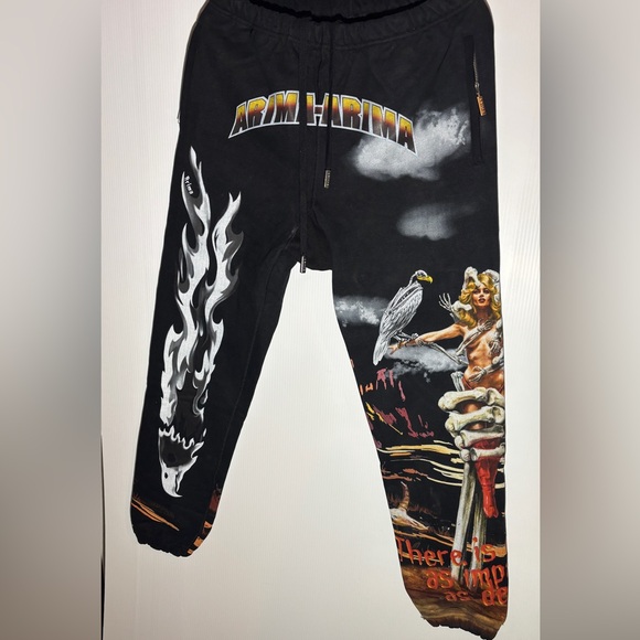 ARIMA Black Graphic Sweatpants size large